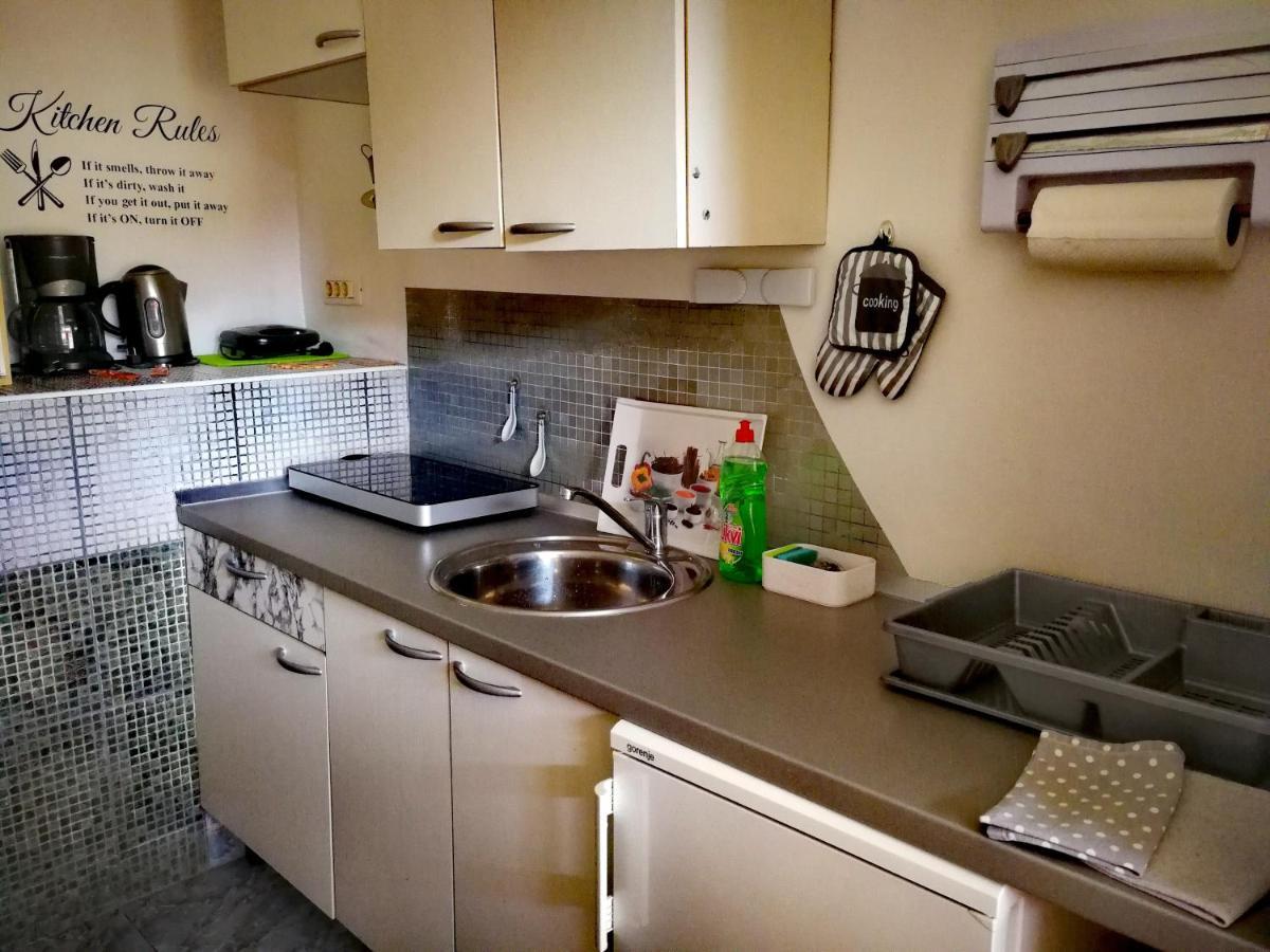 Apartments Anita 茨里克韦尼察 外观 照片